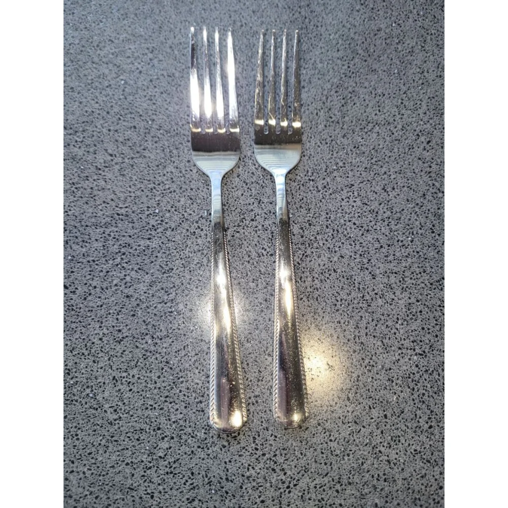 Set of 2 Oneida Gable Salad Forks Stainless Steel Flatware 6.75